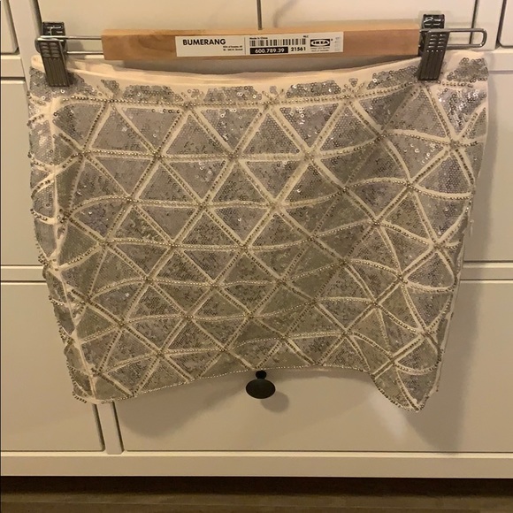 H&M sequin skirt - Picture 4 of 4